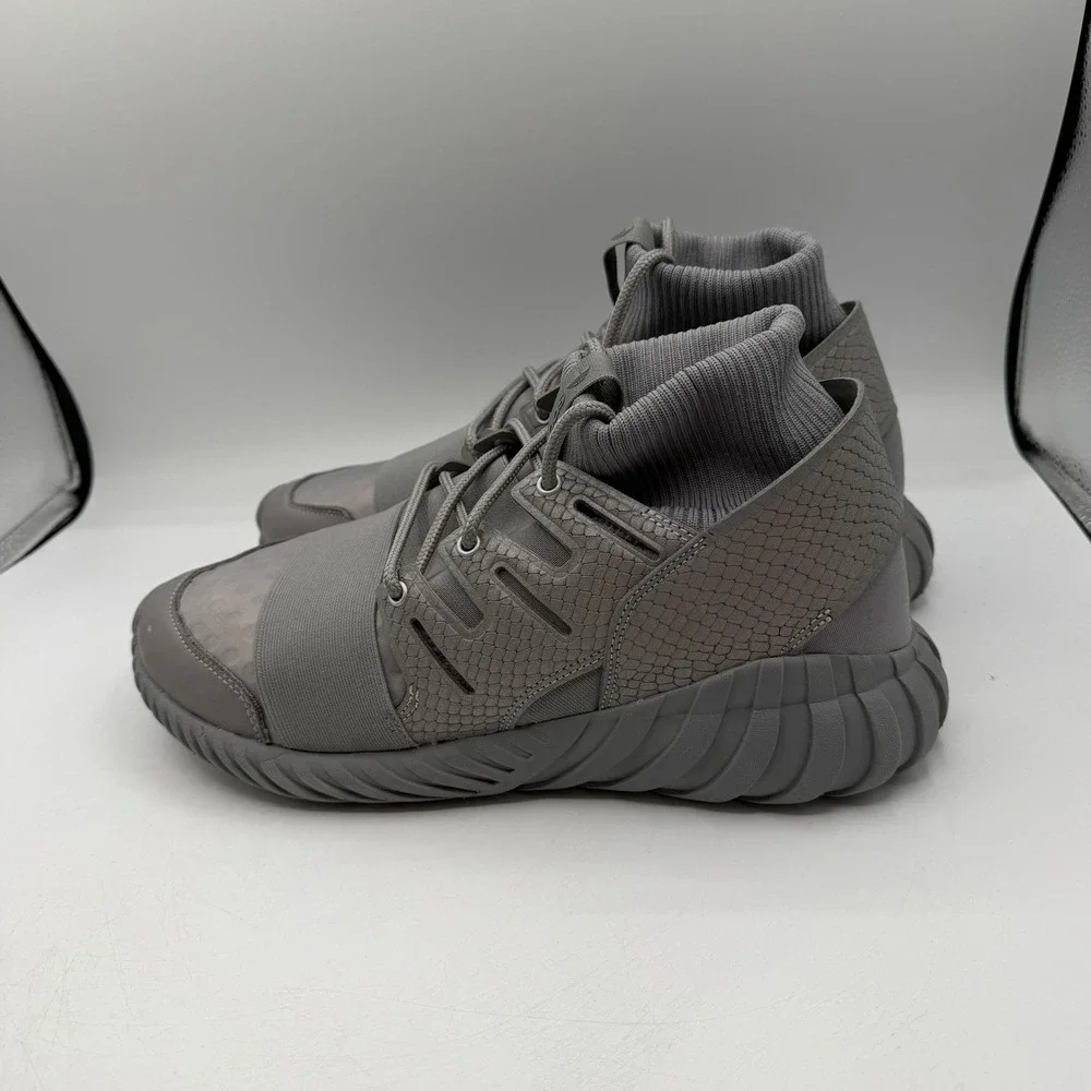 Adidas Tubular Doom Shoes Mens 10 Grey/Metallic Silver Originals Sneakers S74791